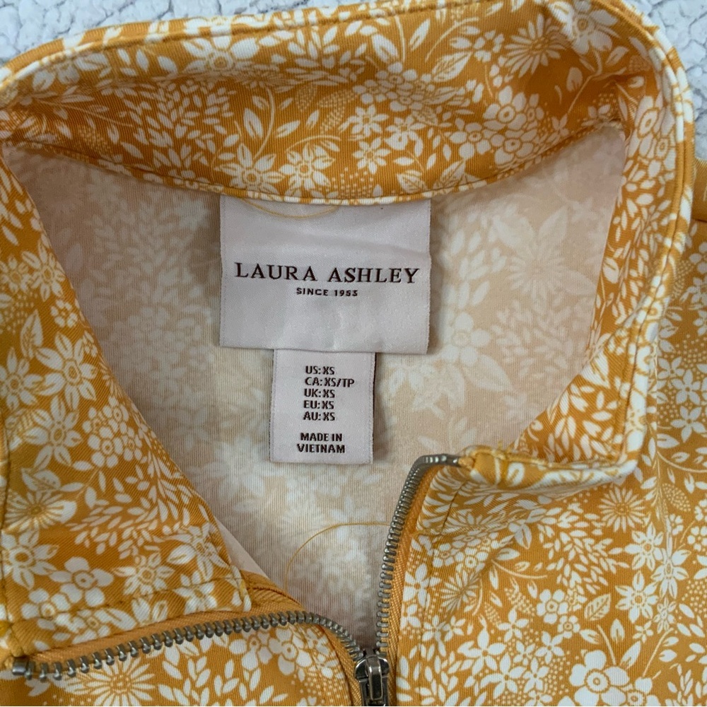 Laura Ashley Women’s XS UPF 50 Yellow Floral Slim 1/2 Zip Pullover Jacket Top - Picture 9 of 13